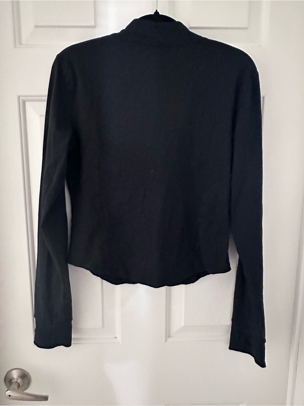 Amazon’s Essentials Zip Up Workout Jacket - Picture 3 of 10